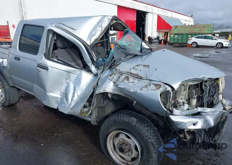 2000 Nissan Frontier Se-V6/Xe-V6 z USA, uszkodzony, nr VIN 1N6ED27Y3YC374000